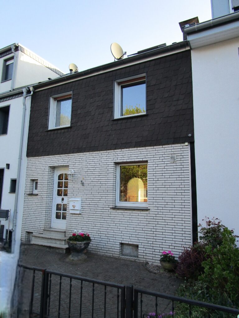 Straßenansicht
