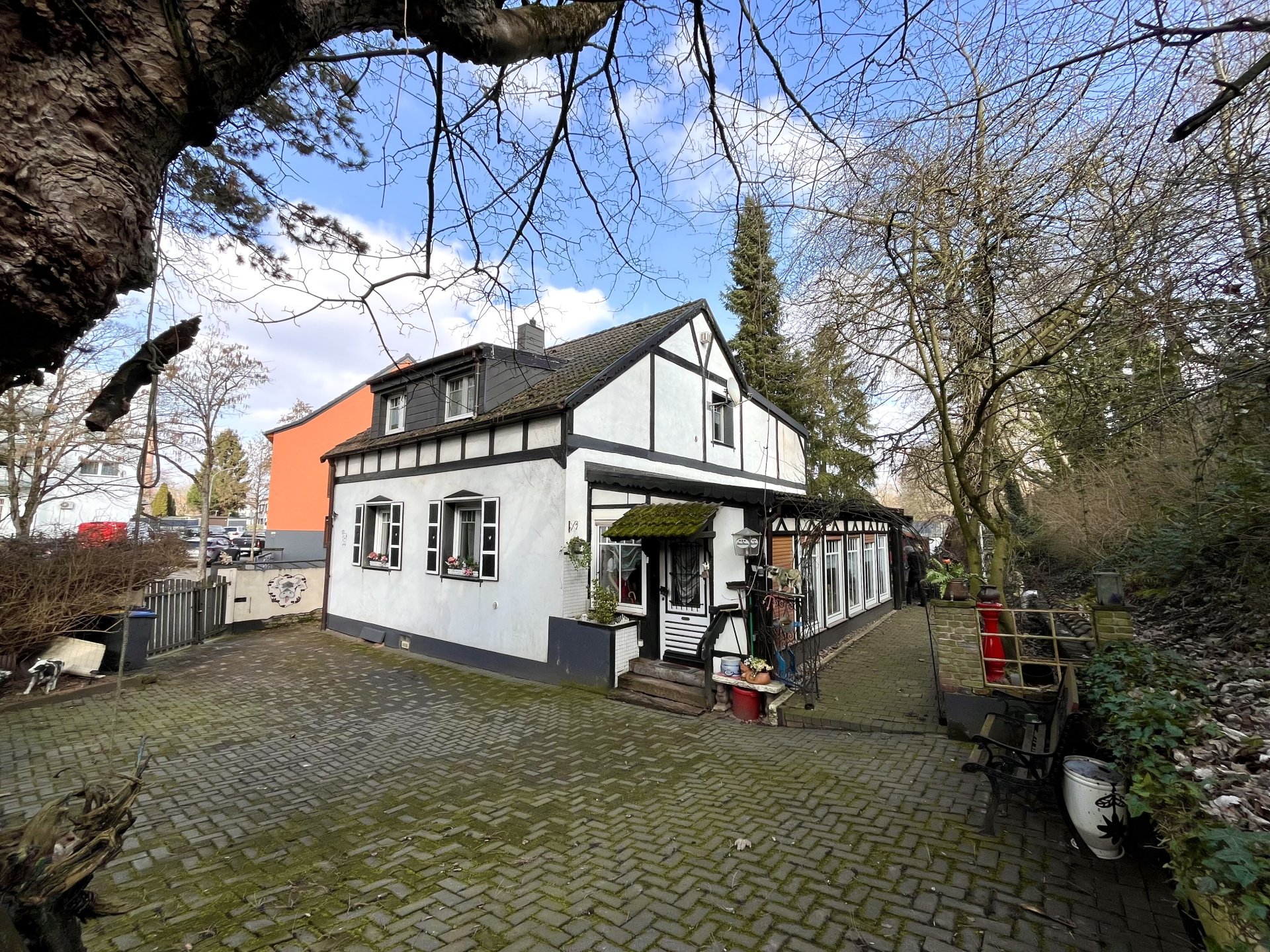 Haus
