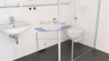 Badezimmer mit Dusche